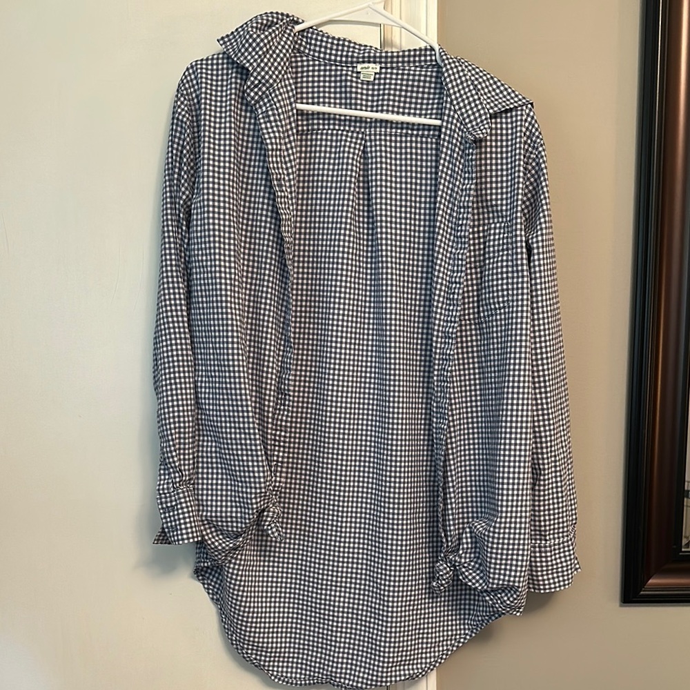Aerie Navy and White Knotted Blouse